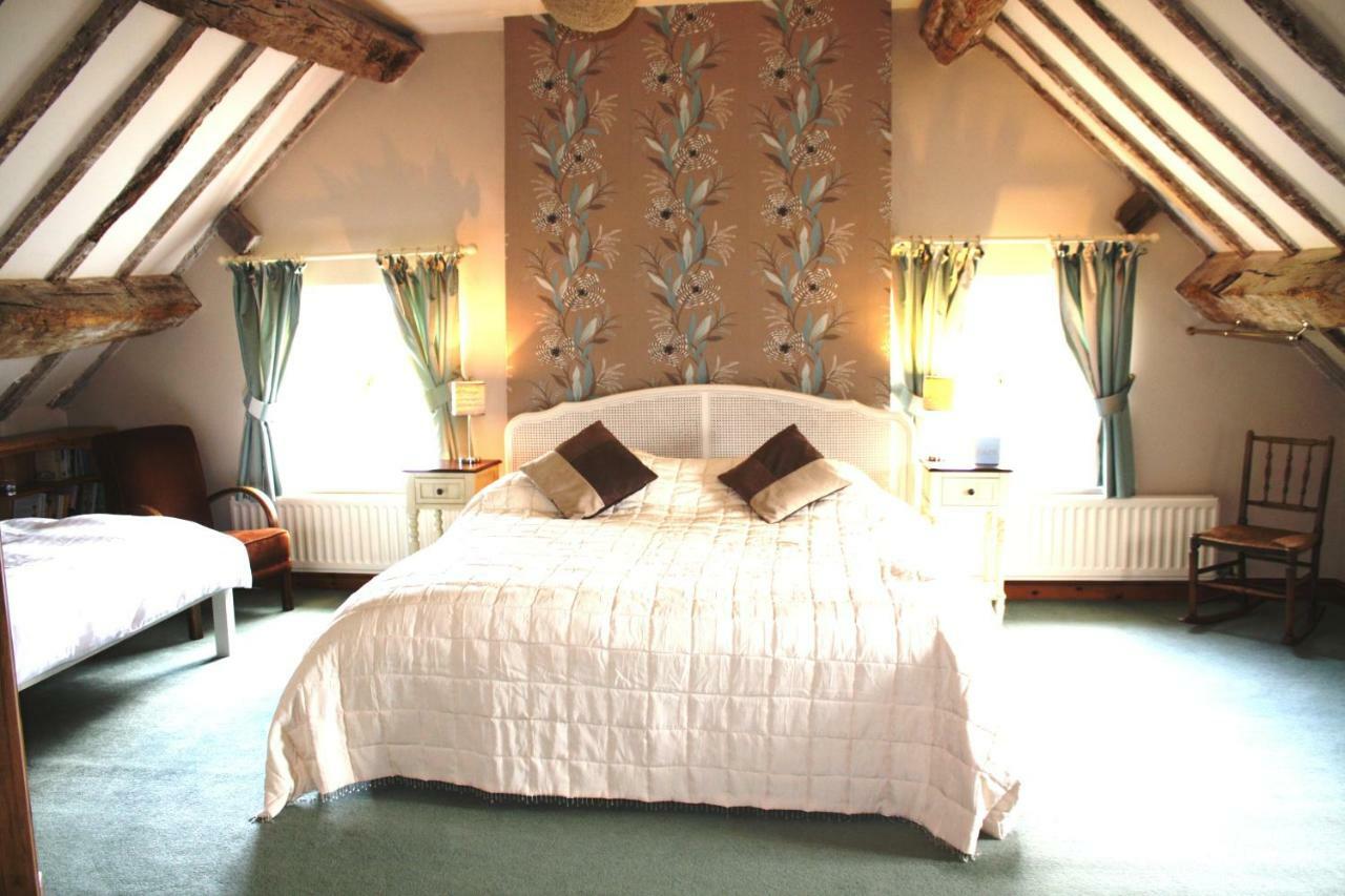 Bed and Breakfast Moreton Hall Farm Newport  Exterior foto